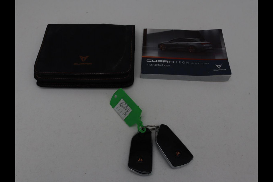 CUPRA Leon 1.4 e-Hybrid VZ Performance | Panoramadak | Stoel & stuurverwarming | Adaptive cruise | Camera | Carplay | Navigatie | Sfeerverlichting | Keyless | Full LED | PHEV