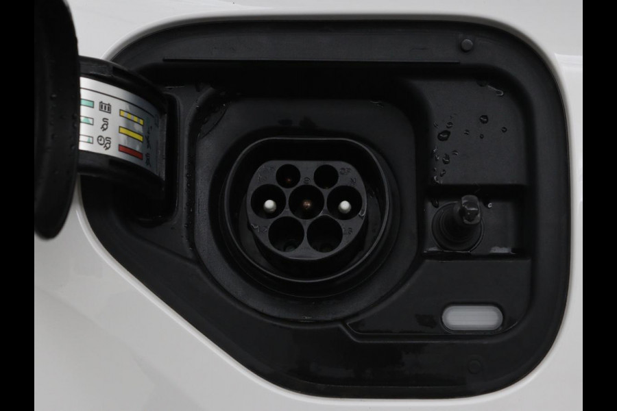 CUPRA Leon 1.4 e-Hybrid VZ Performance | Panoramadak | Stoel & stuurverwarming | Adaptive cruise | Camera | Carplay | Navigatie | Sfeerverlichting | Keyless | Full LED | PHEV
