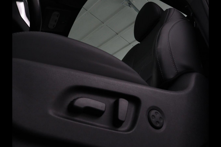 Nissan QASHQAI 1.3 DIG-T Tekna | Panoramadak | Leder | Trekhaak | 360 camera | Stoelverwarming | Bose Sound | Carplay | Full LED | Keyless | Navigatie