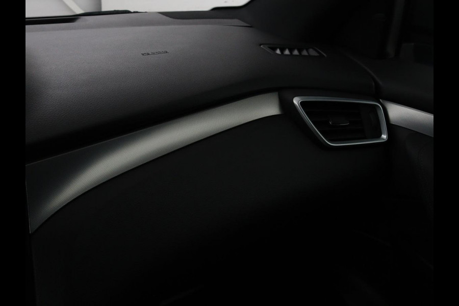 Nissan QASHQAI 1.3 DIG-T Tekna | Panoramadak | Leder | Trekhaak | 360 camera | Stoelverwarming | Bose Sound | Carplay | Full LED | Keyless | Navigatie