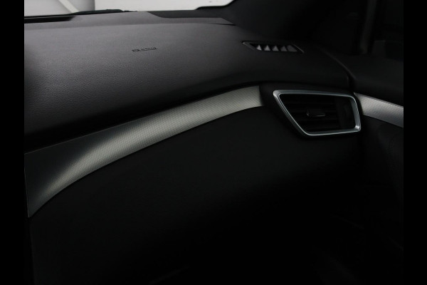 Nissan QASHQAI 1.3 DIG-T Tekna | Panoramadak | Leder | Trekhaak | 360 camera | Stoelverwarming | Bose Sound | Carplay | Full LED | Keyless | Navigatie