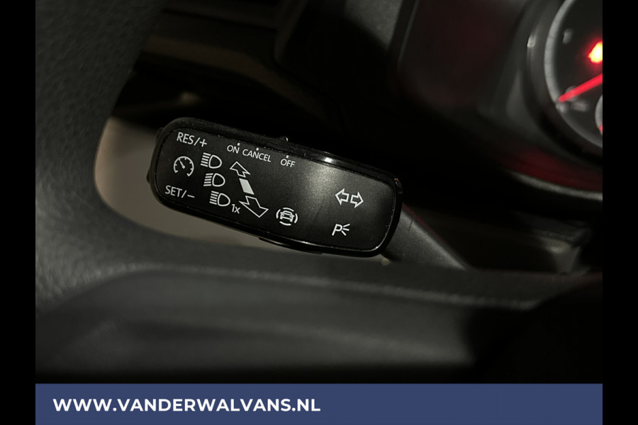Volkswagen Transporter 2.0 TDI L2H1 Euro6 Airco | Apple Carplay | Cruisecontrol | Camera | Trekhaak Android auto, Parkeersensoren,
