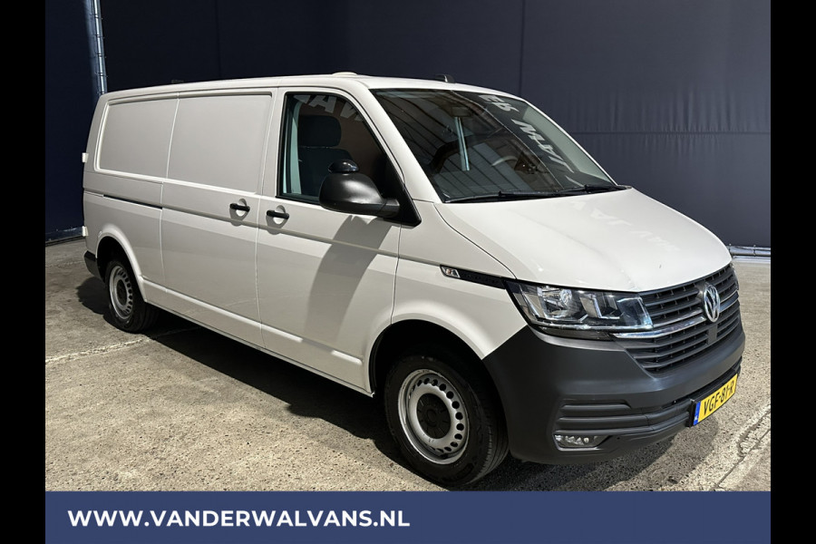 Volkswagen Transporter 2.0 TDI L2H1 Euro6 Airco | Apple Carplay | Cruisecontrol | Camera | Trekhaak Android auto, Parkeersensoren,