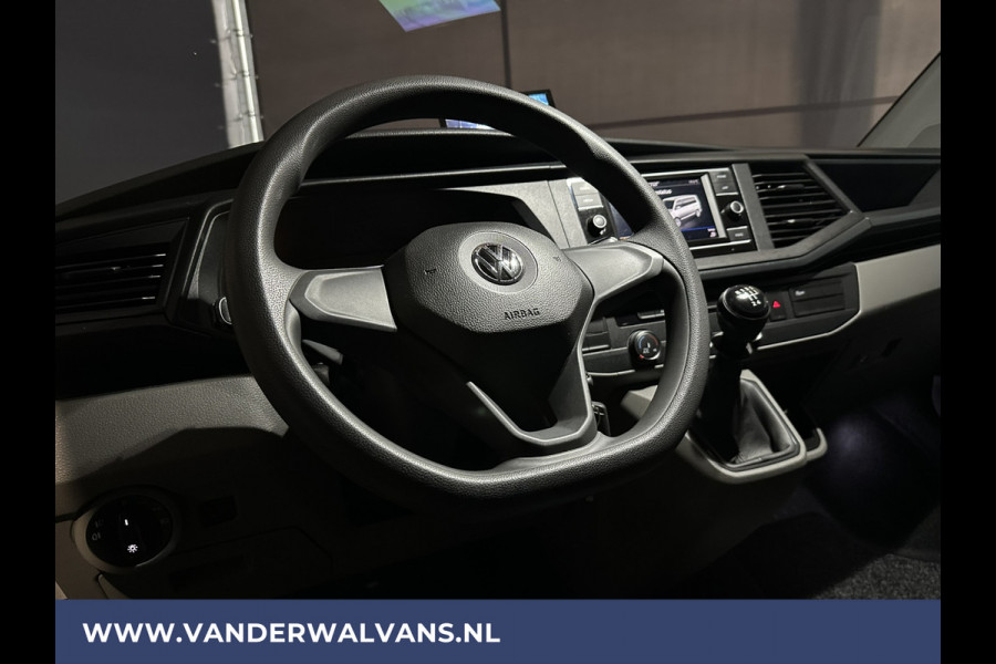 Volkswagen Transporter 2.0 TDI L2H1 Euro6 Airco | Apple Carplay | Cruisecontrol | Camera | Trekhaak Android auto, Parkeersensoren,