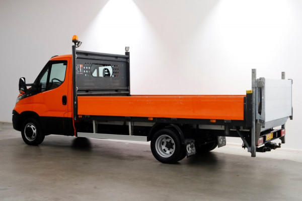 Iveco Daily 35C14 136pk Euro6 Open Laadbak met laadklep en trekhaak 3500kg 10-2018