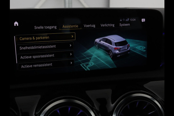 Mercedes-Benz A-Klasse 250e Urban | Leder | Stoelverwarming | Trekhaak | Camera | Sfeerverlichting | Widescreen | Park Assist | Navigatie | Full LED