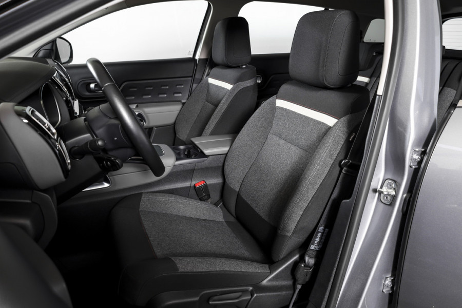 Citroën C5 Aircross 1.2 PureTech 130 PK Business | Dig. Cockpit | Cruise | Afn. Trekhaak | PDC | Camera | NAV+App. Connect | ECC | LM 18" |