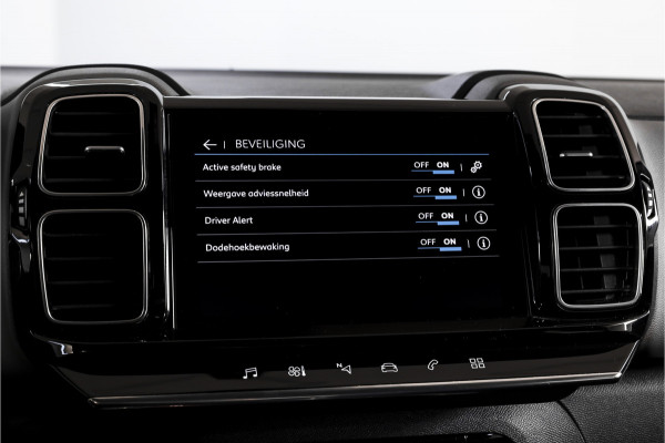 Citroën C5 Aircross 1.2 PureTech 130 PK Business | Dig. Cockpit | Cruise | Afn. Trekhaak | PDC | Camera | NAV+App. Connect | ECC | LM 18" |
