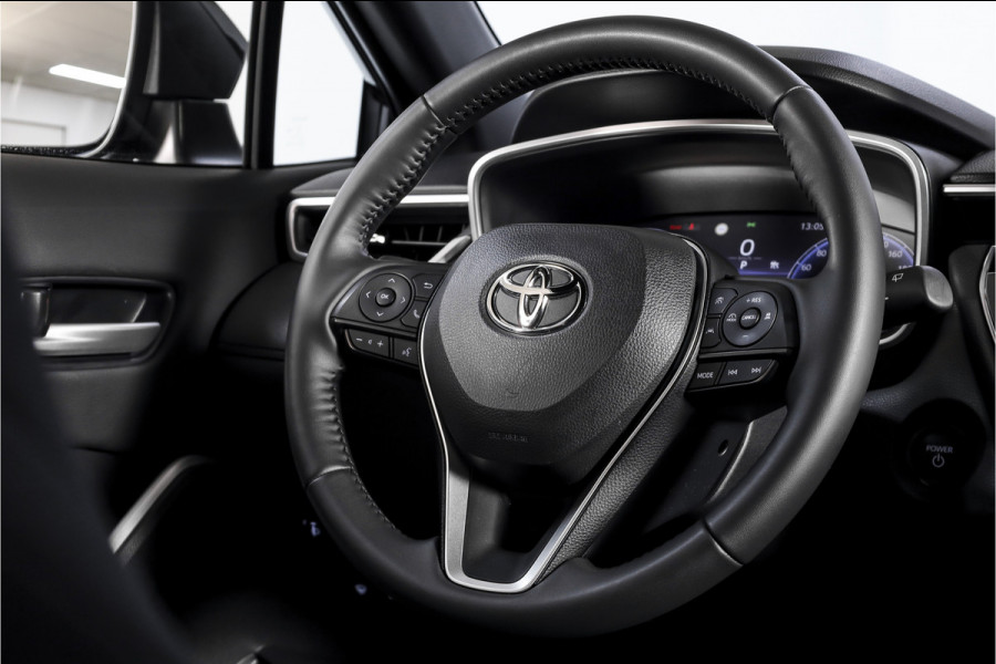 Toyota Corolla Cross Hybrid 140 Style | Dig. Cockpit | Adapt. Cruise | Stoel+-Stuurverw. | Trekhaak | PDC | Camera | NAV+App. Connect | Elek. Klep | ECC | LM 18" |