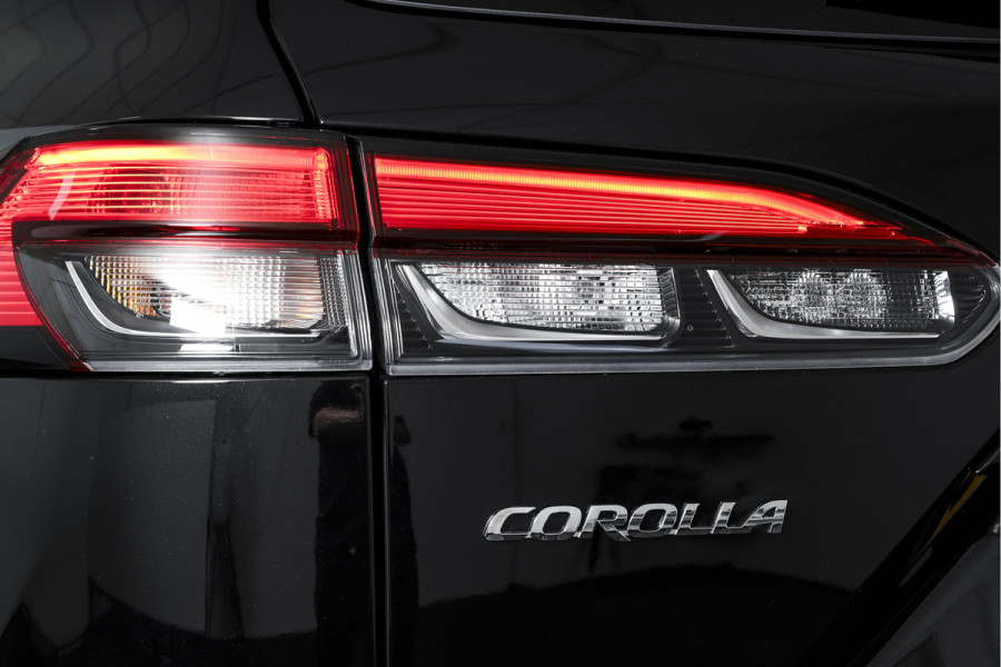Toyota Corolla Cross Hybrid 140 Style | Dig. Cockpit | Adapt. Cruise | Stoel+-Stuurverw. | Trekhaak | PDC | Camera | NAV+App. Connect | Elek. Klep | ECC | LM 18" |