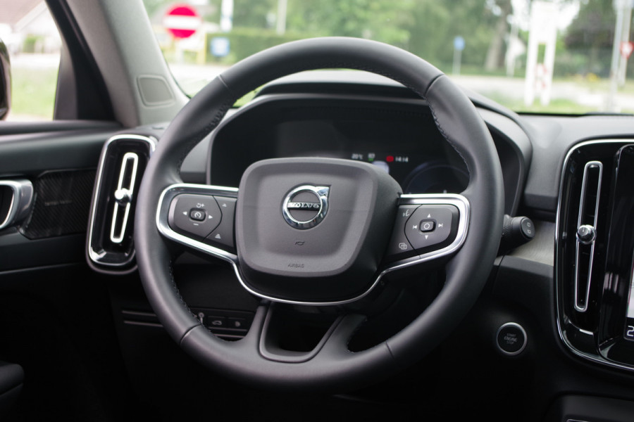 Volvo XC40 1.5 T5 Recharge 263 PK Inscription PHEV, Panoramadak, Leder, Winterpakket, LED