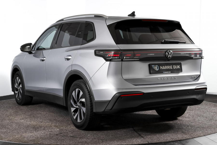 Volkswagen Tiguan 1.5 eTSI 150 PK Life Edition - DSG Automaat | Dig. Cockpit | Adapt. Cruise | Stoel+-Stuurverw. | PDC | Camera | App. Connect | ECC | Elek. Klep | DAB | LM 17" | 4378
