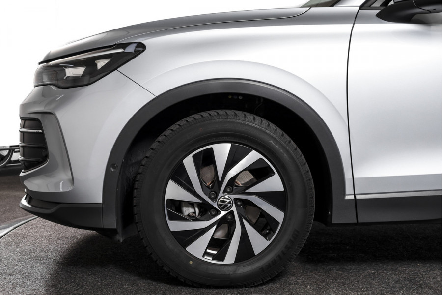 Volkswagen Tiguan 1.5 eTSI 150 PK Life Edition - DSG Automaat | Dig. Cockpit | Adapt. Cruise | Stoel+-Stuurverw. | PDC | Camera | App. Connect | ECC | Elek. Klep | DAB | LM 17" | 4378