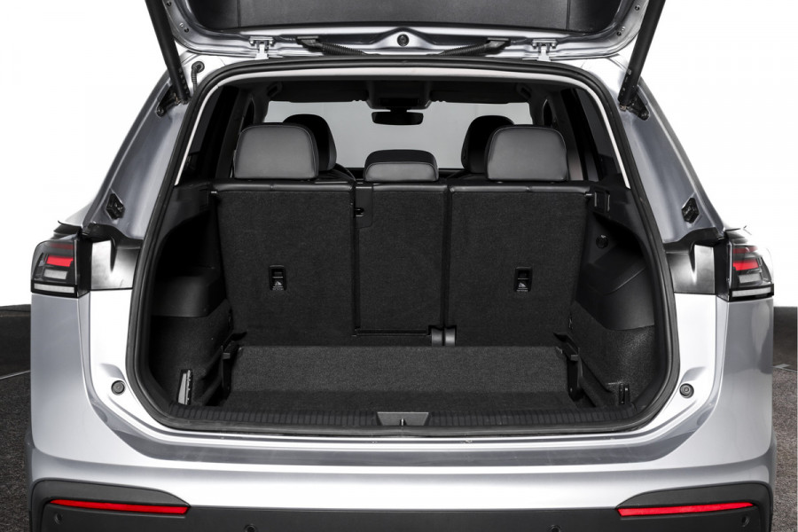 Volkswagen Tiguan 1.5 eTSI 150 PK Life Edition - DSG Automaat | Dig. Cockpit | Adapt. Cruise | Stoel+-Stuurverw. | PDC | Camera | App. Connect | ECC | Elek. Klep | DAB | LM 17" | 4378