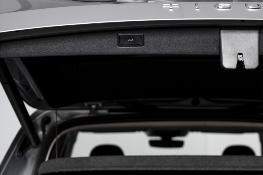 Volkswagen Tiguan 1.5 eTSI 150 PK Life Edition - DSG Automaat | Dig. Cockpit | Adapt. Cruise | Stoel+-Stuurverw. | PDC | Camera | App. Connect | ECC | Elek. Klep | DAB | LM 17" | 4378