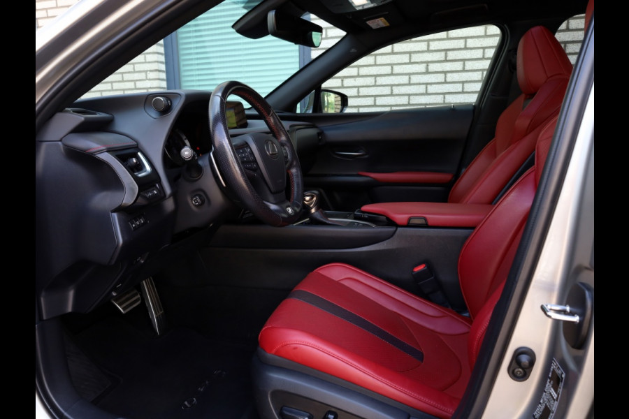 Lexus UX 250h AWD F Sport Premium | Mark Levinson | Schuifdak | 360 Camer