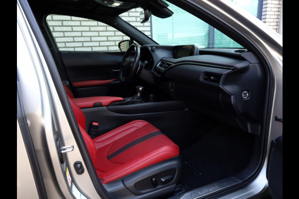 Lexus UX 250h AWD F Sport Premium | Mark Levinson | Schuifdak | 360 Camer