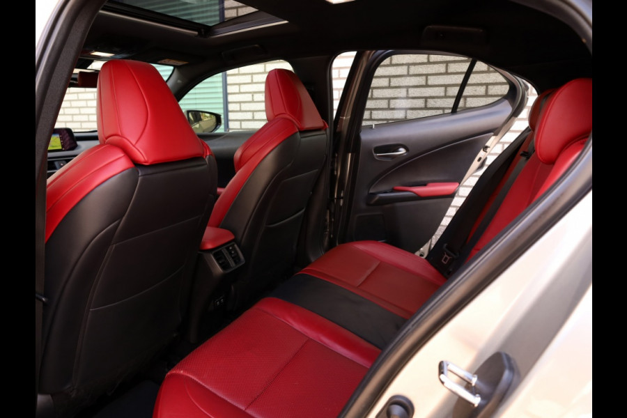 Lexus UX 250h AWD F Sport Premium | Mark Levinson | Schuifdak | 360 Camer