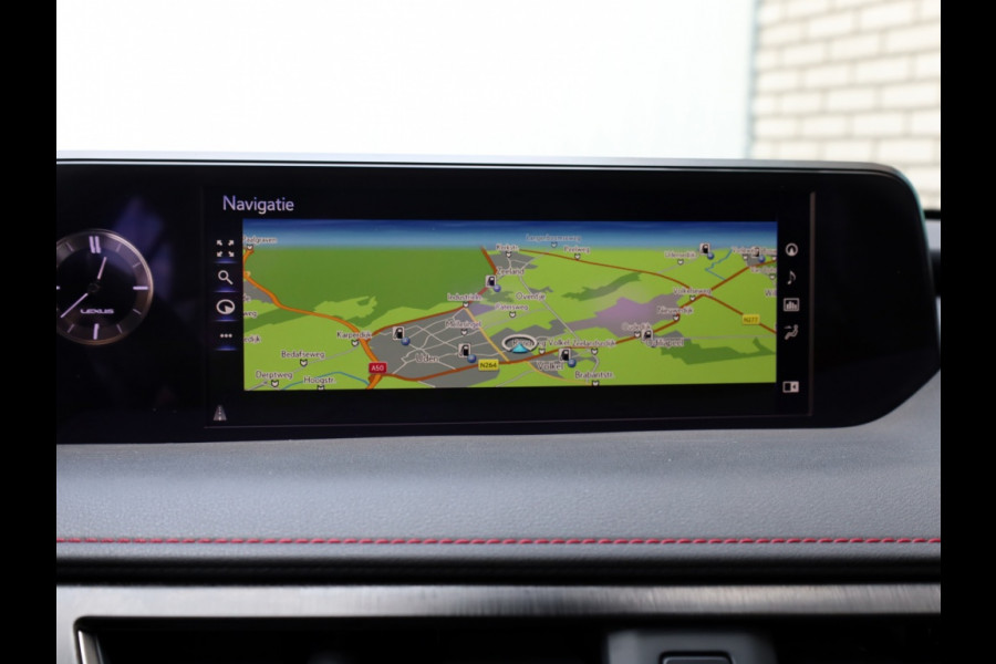 Lexus UX 250h AWD F Sport Premium | Mark Levinson | Schuifdak | 360 Camer