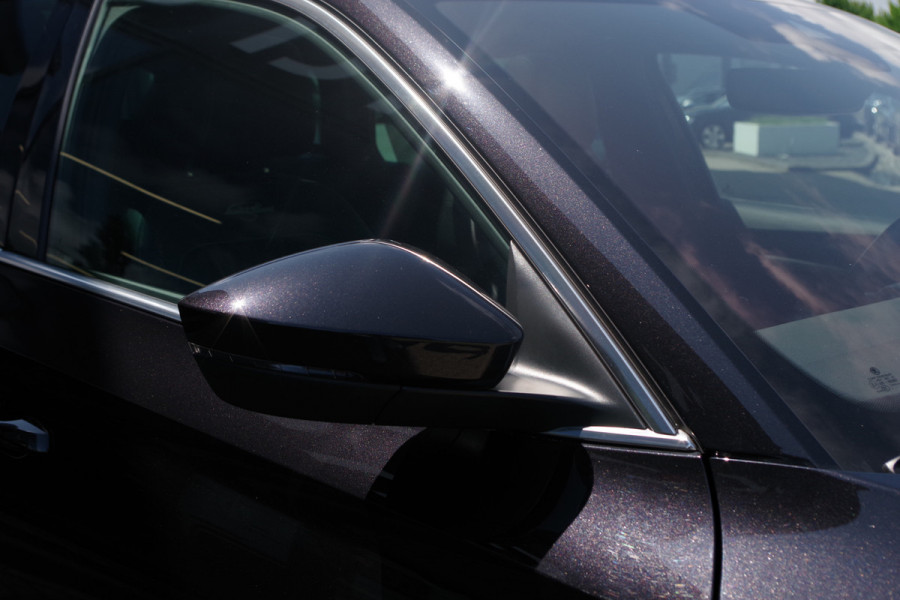 Škoda Superb Combi 1.4 TSI iV 218 PK Laurin & Klement PHEV, Leder, Panoramdak, 4 x Stoelverwarming, Camera
