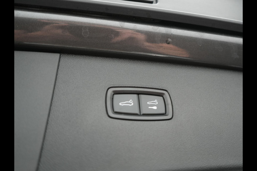 Porsche Cayenne Coupé 3.0 E-Hybrid Plug In Hybrid 462PK Dealer O.H Facelift PHEV | Panodak | Luchtvering | Sportuitlaat | 4 Wiel Besturing | PDLS+ | Sport Chrono | InnoDrive Adaptive Cruise | SportDesign | Head up | Soft Close | 22"L.M | 360 Camera | 18-voudige leder