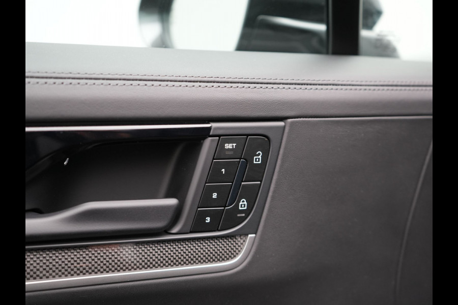 Porsche Cayenne Coupé 3.0 E-Hybrid Plug In Hybrid 462PK Dealer O.H Facelift PHEV | Panodak | Luchtvering | Sportuitlaat | 4 Wiel Besturing | PDLS+ | Sport Chrono | InnoDrive Adaptive Cruise | SportDesign | Head up | Soft Close | 22"L.M | 360 Camera | 18-voudige leder