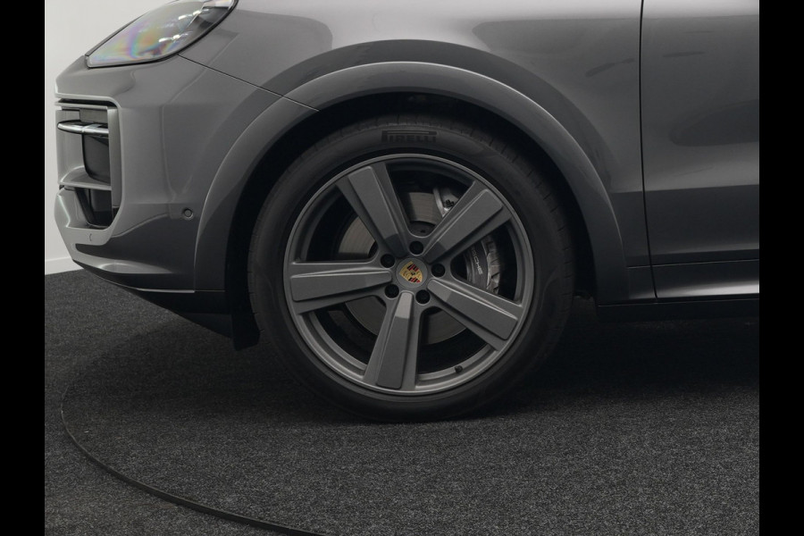 Porsche Cayenne Coupé 3.0 E-Hybrid Plug In Hybrid 462PK Dealer O.H Facelift PHEV | Panodak | Luchtvering | Sportuitlaat | 4 Wiel Besturing | PDLS+ | Sport Chrono | InnoDrive Adaptive Cruise | SportDesign | Head up | Soft Close | 22"L.M | 360 Camera | 18-voudige leder