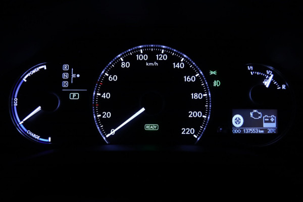 Lexus CT 200h Business Line / CAMERA / ALCANTARA / LED / CRUISE / NAP