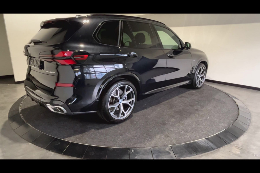 BMW X5 xDrive50e | Driving assistant professional | M Sportpakket | Innovation pack