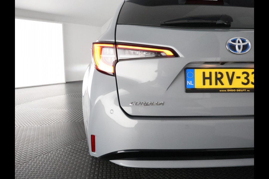 Toyota Corolla Touring Sports 1.8 HYBRID BUSINESS AUT. NAVI PDC V+A. CAMERA.LMV.APPLE/ANDROID GARANTIE TOT 6-2032 !