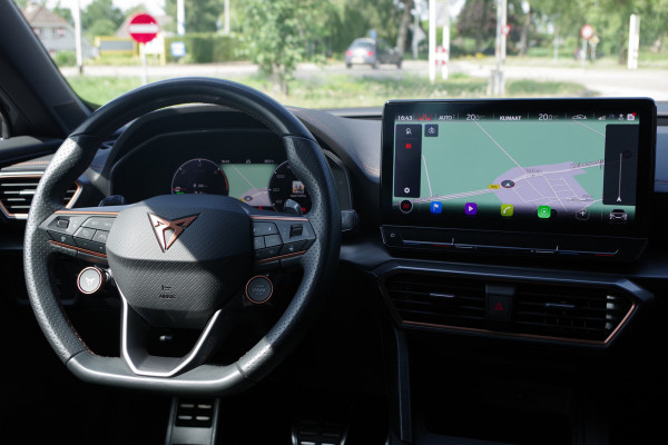 CUPRA Formentor 1.4 e-Hybrid VZ 245 PK Copper Edition PHEV, Winterpakket, Carplay, Camera