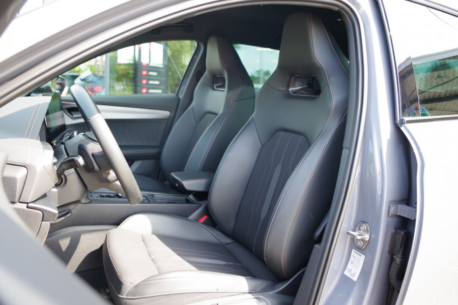 CUPRA Formentor 1.4 e-Hybrid VZ 245 PK Copper Edition PHEV, Winterpakket, Carplay, Camera