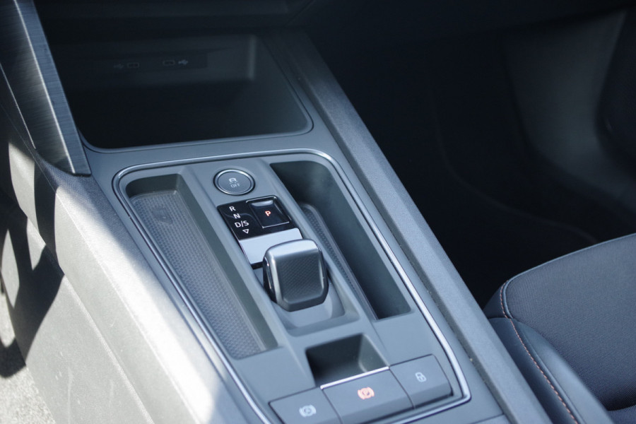 CUPRA Formentor 1.4 e-Hybrid VZ 245 PK Copper Edition PHEV, Winterpakket, Carplay, Camera