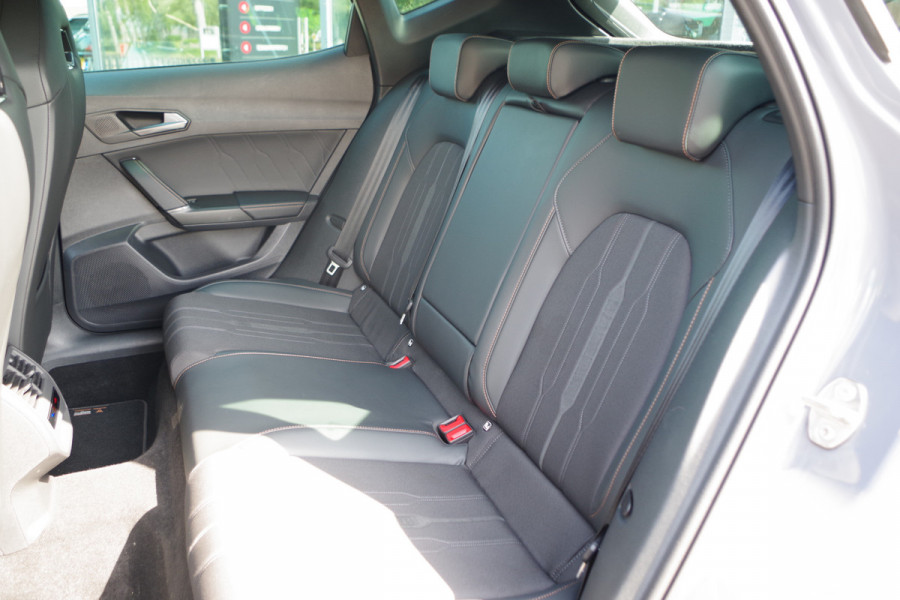CUPRA Formentor 1.4 e-Hybrid VZ 245 PK Copper Edition PHEV, Winterpakket, Carplay, Camera