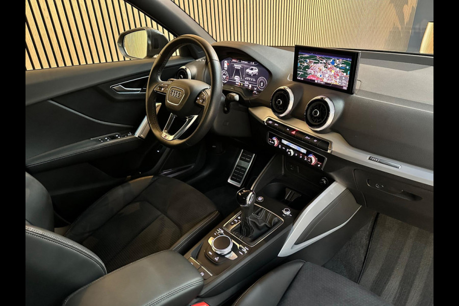 Audi Q2 35 TFSI S Line 150PK - Panoramadak - Matrix - B&O