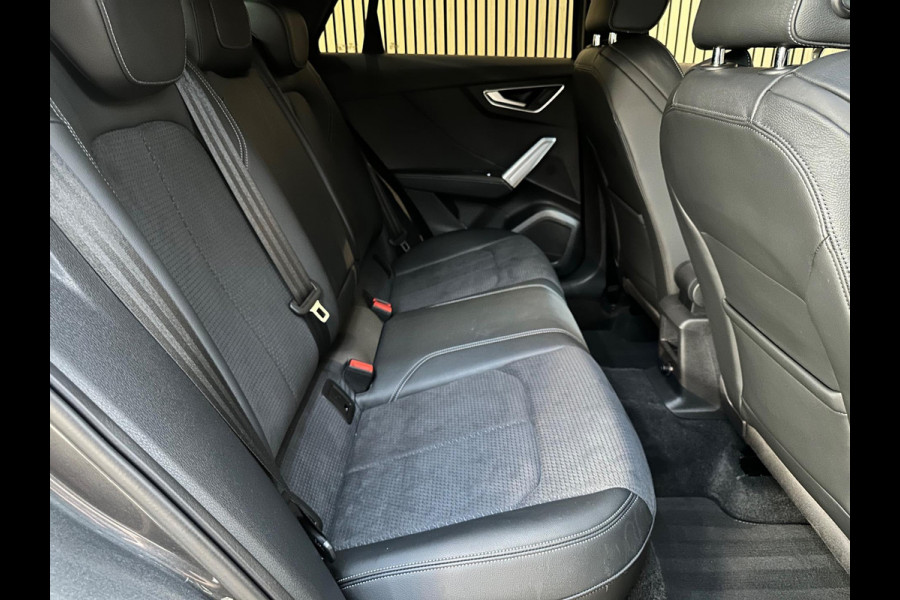 Audi Q2 35 TFSI S Line 150PK - Panoramadak - Matrix - B&O