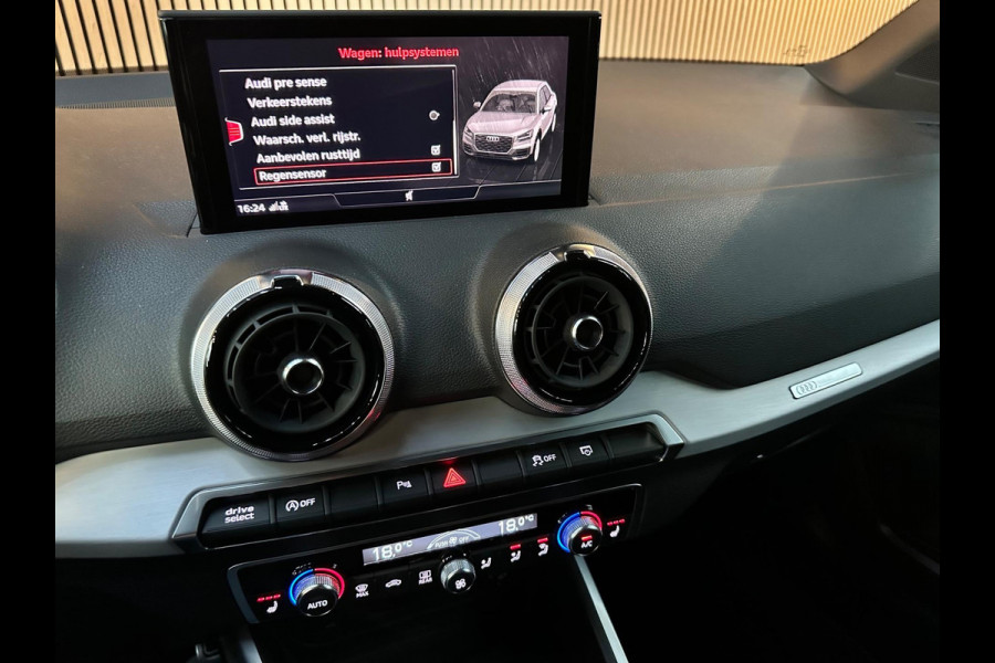 Audi Q2 35 TFSI S Line 150PK - Panoramadak - Matrix - B&O