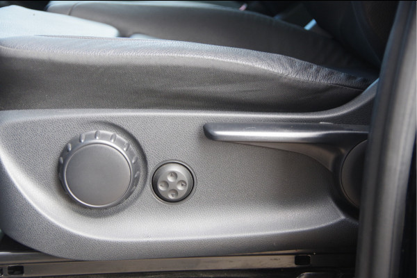Mercedes-Benz Vito 114 CDI L2 Pro AUT. DC-5P, LEDER, CAMERA, CRUISE, CLIMA, COMFORT STOELEN, LEDER STUURWIEL, DUBBELE CABINE