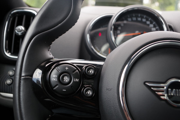 MINI Countryman 1.5 Cooper ALL4 Chili 225 PK PHEV, Leder, Panoramadak, Memory, Harman/Kardon Sound, Adap. Cruise Control