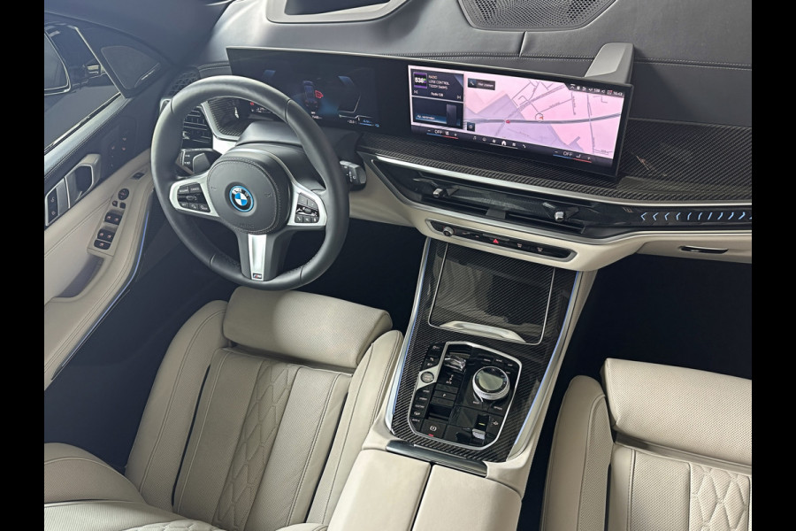 BMW X5 50e M-Sport Pro Performance | 360 View | Massage & Ventilatie | ACC | Individual Leder | Pano | Head-Up | 4-Zone Clima | 22'' | Stoelverwarming V+A | Laser-LED | 2x Memory | Keyless-Entry | Trekhaak | Comfortstoelen | Beker Koeling+Verwarming | Stuurverwarming | Zonwering | Carplay | Draadloos Laden |