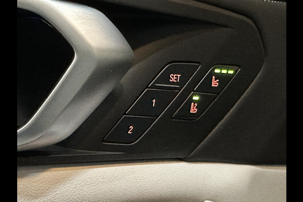 BMW X5 50e M-Sport Pro Performance | 360 View | Massage & Ventilatie | ACC | Individual Leder | Pano | Head-Up | 4-Zone Clima | 22'' | Stoelverwarming V+A | Laser-LED | 2x Memory | Keyless-Entry | Trekhaak | Comfortstoelen | Beker Koeling+Verwarming | Stuurverwarming | Zonwering | Carplay | Draadloos Laden |