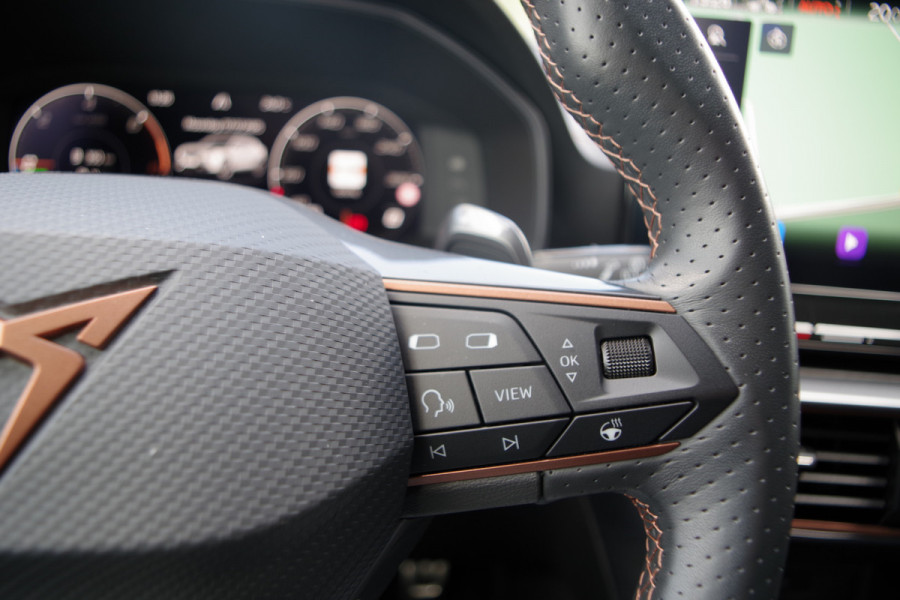 CUPRA Formentor 1.4 e-Hybrid VZ 245 PK  Performance PHEV, Camera, Carplay, Winterpakket
