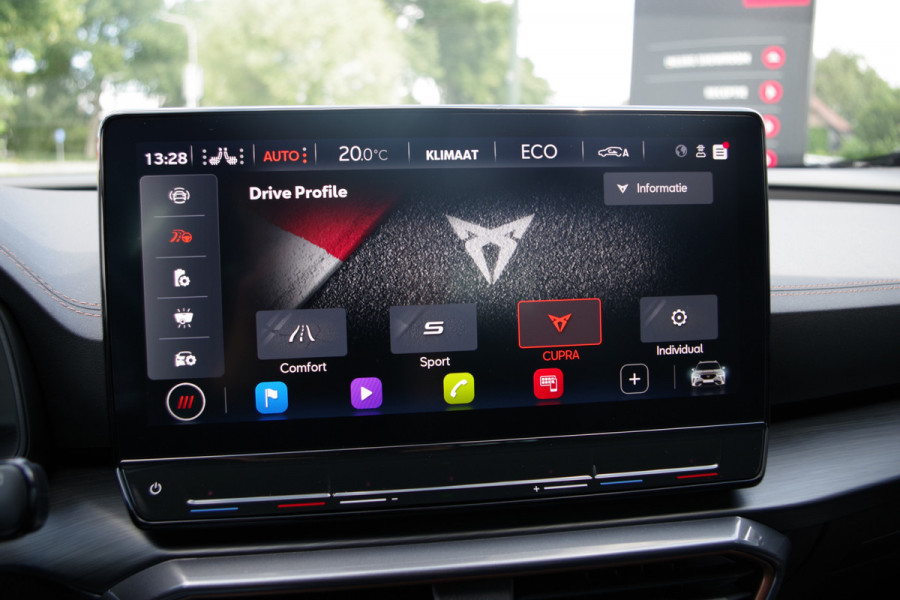 CUPRA Formentor 1.4 e-Hybrid VZ 245 PK  Performance PHEV, Camera, Carplay, Winterpakket
