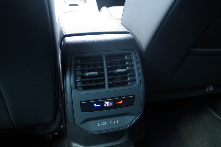 CUPRA Formentor 1.4 e-Hybrid VZ 245 PK  Performance PHEV, Camera, Carplay, Winterpakket