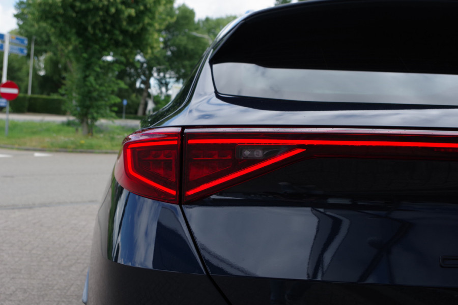 CUPRA Formentor 1.4 e-Hybrid 245 PK VZ Copper Edition, Trekhaak, LED, Winterpakket, Stuur-Startknop, Camera