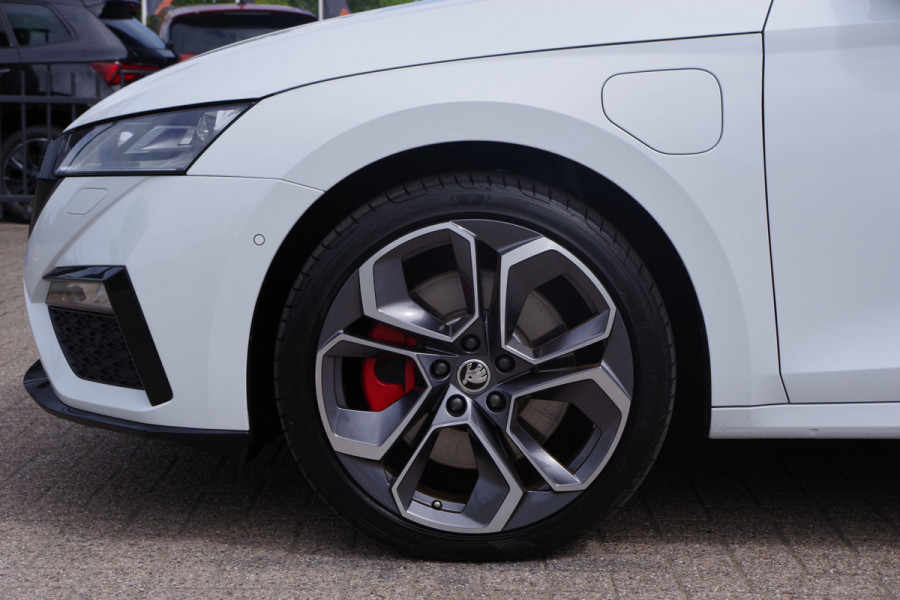 Škoda Octavia Combi 1.4 TSI RS iV PHEV 245 PK Business, Panoramadak, Leder-Alcantara, Canton Sound, Head-Up, Memory