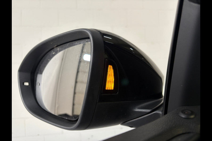 Volkswagen Taigo 1.0 TSI R-Line Business