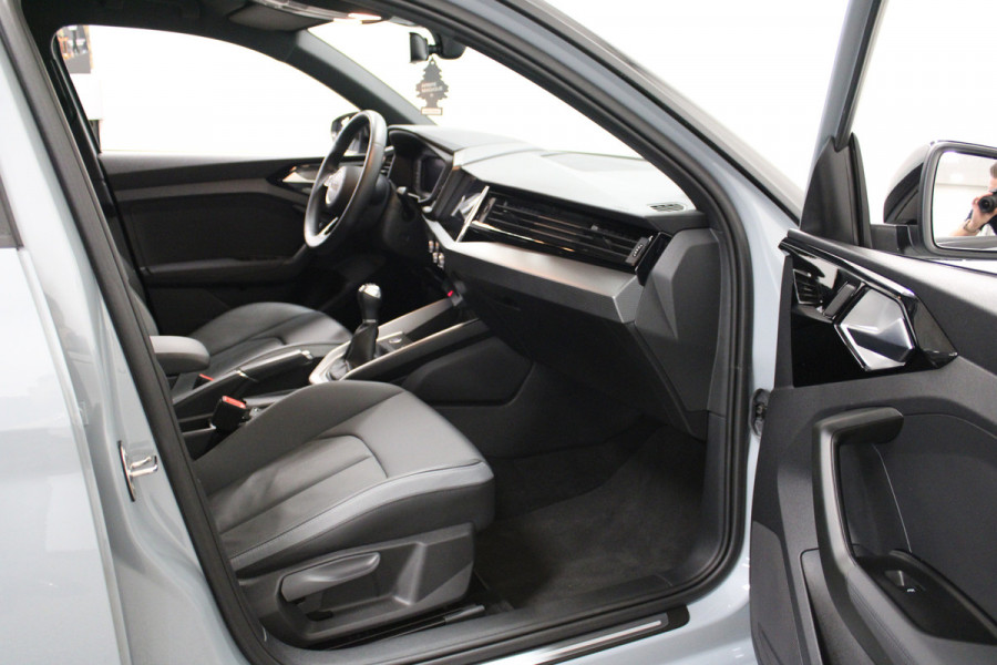 Audi A1 Sportback 30 TFSI S edition Carplay|Leer|Stoelverw.