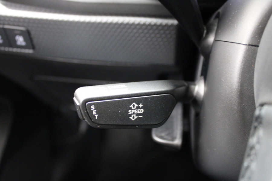 Audi A1 Sportback 30 TFSI S edition Carplay|Leer|Stoelverw.