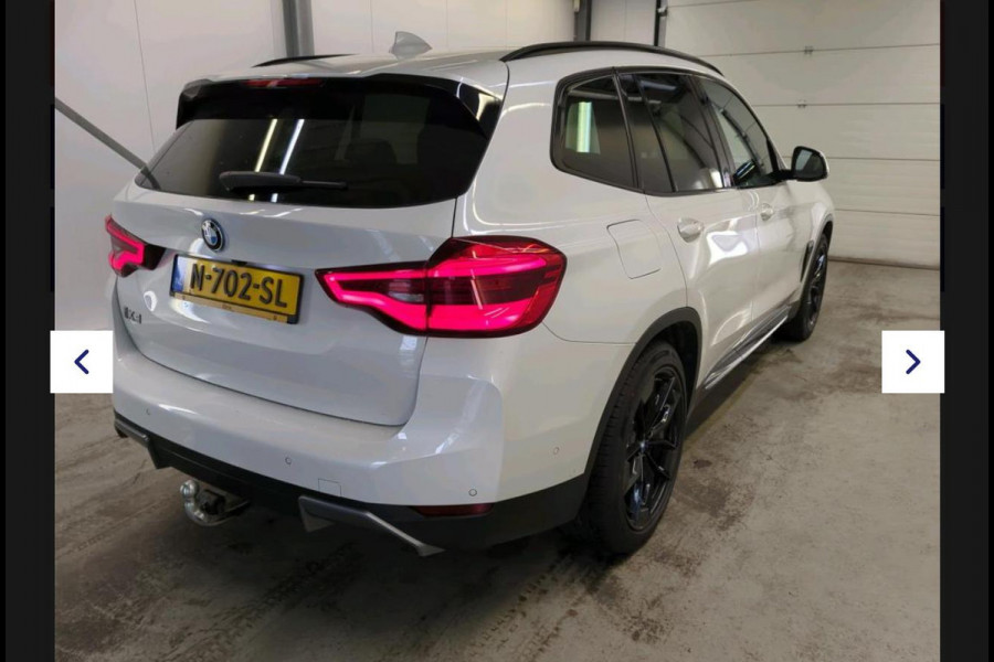 BMW iX3 High Executive 80 kWh | Panoramadak | Trekhaak | NL- Auto | Camera